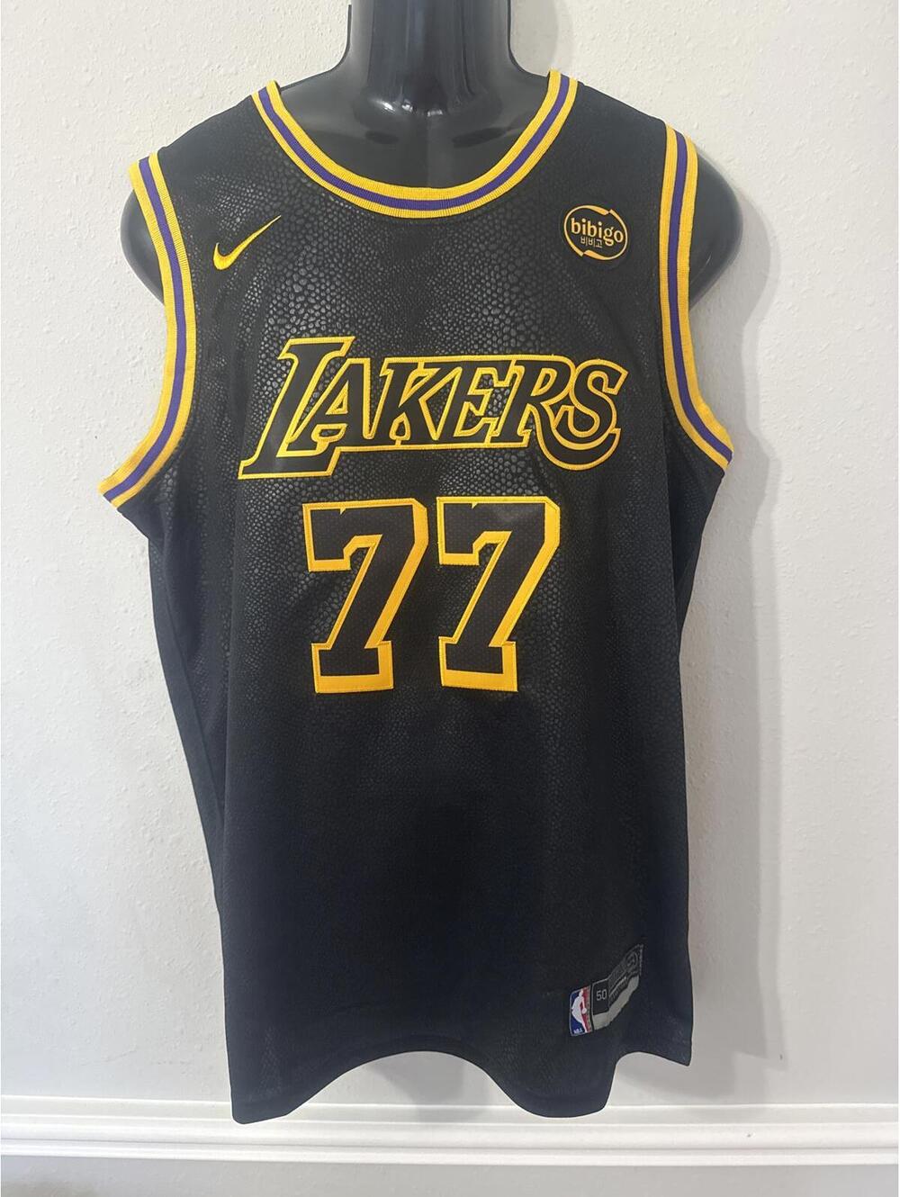 Los Angeles Lakers Luka Dončić Jersey Size Men’s Large